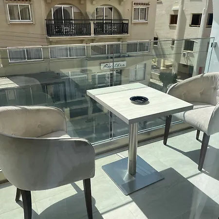 La Veranda מלון
