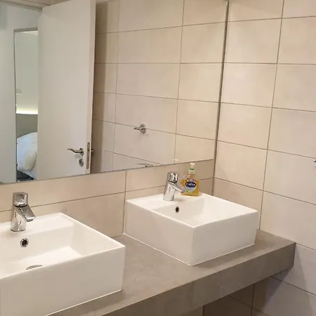 Szálloda La Veranda Lárnaka