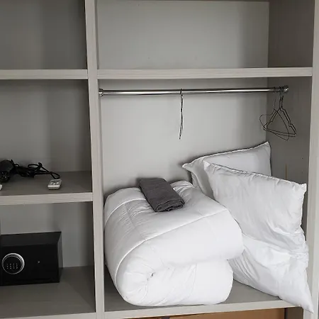 La Veranda מלון 3*