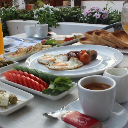 Hotel La Veranda Larnaca