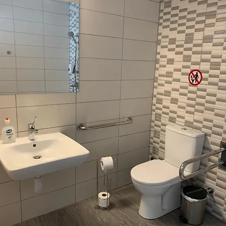 Szálloda La Veranda Lárnaka